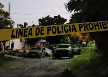 Dos jóvenes resultan heridos de bala en enfrentamiento con militares en la Ampliación El Barrio