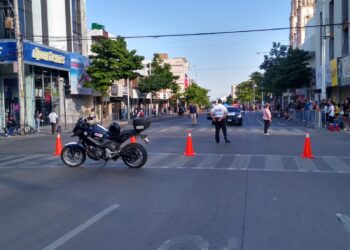 A tomar sus previsiones, para resguardo de los asistentes será cerrada la avenids Álvaro Obregón durante el desfile del 20 de noviembre.