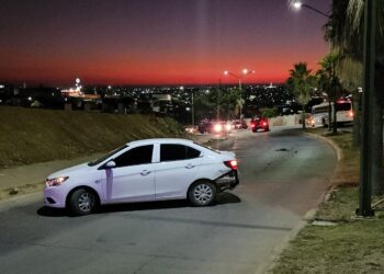 Capturan a sujetos armados en un vehículo en Cumbres del Sur