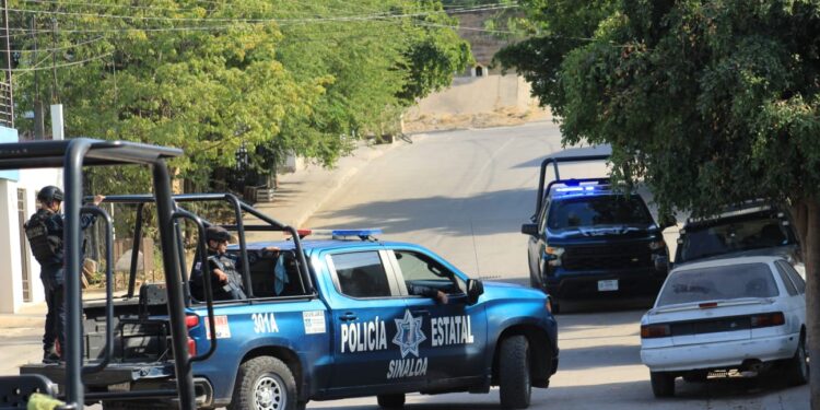 Grupo armado realiza detonaciones de armas de fuego en la Buenos Aires