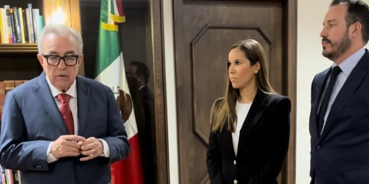 Mireya Sosa, es la nueva Secretaria de Turismo y Ricardo Velarde Cárdenas, Secretario de Economía
