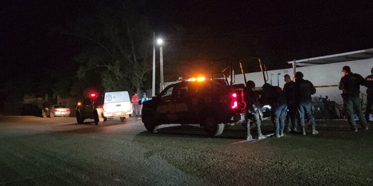 Un joven murió y otro resultó con lesiones grabes al derrapar motocicleta y chocar contra un implemento agrícola