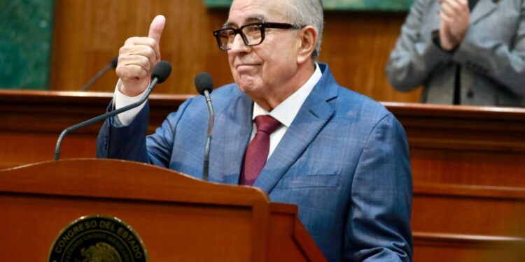 A mitad del gobierno de Rocha Moya, Sinaloa da atención social sin precedente a familias y, el desarrollo económico estatal crece 3.9% sobre media nacional