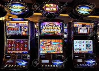 Aseguran 36 máquinas tragamonedas en casas conocidas como “jugada”” en Culiacán