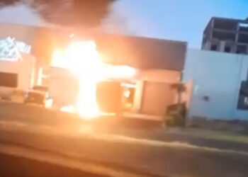 Incendian restaurantes  Ranch Roll de La Isla y Tres Ríos