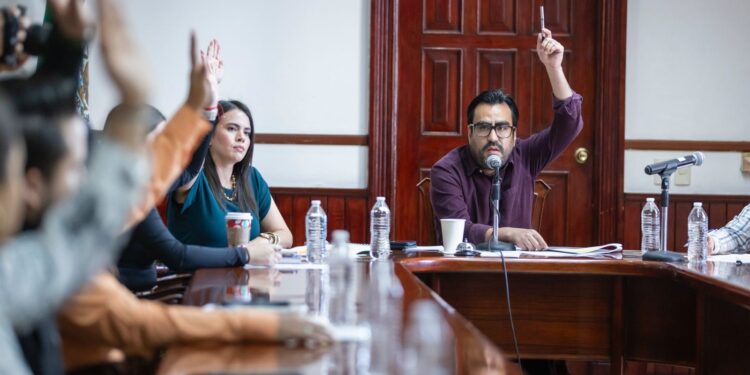 Aprueba Cabildo condonación de derechos de piso en mercados y vía pública durante diciembre