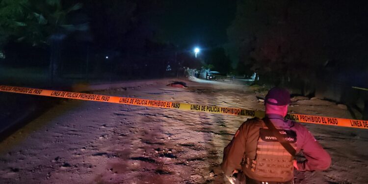 Hallan a un hombre “encobijado” en Prados del Sur