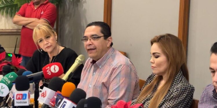 Imelda Castro debe llamar a autoridades que no se dé tregua hasta lograr la paz: Enrique Díaz