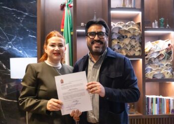 Juan de Dios Gámez nombra a María Elena Armenta como la primera Secretaria de las Mujeres de Culiacán