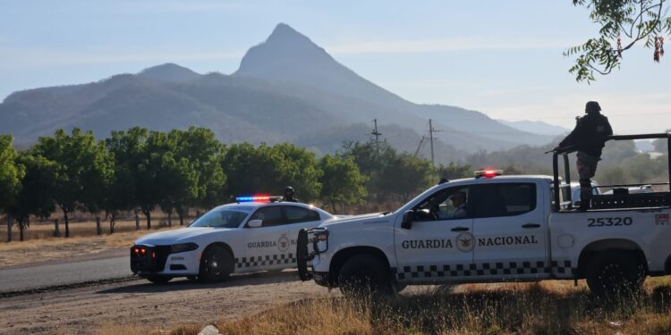 Localizan a un hombre desconocido asesinado a balazos en Pericos, Mocorito