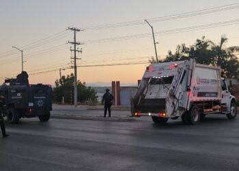 Se registra un segundo día de robo de camiones de basura y bloqueos de vialidades en Culiacán