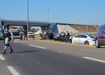 Vecina de Los Mochis murió y 5 personas más resultaron lesionadas en accidente sobre la Maxipista