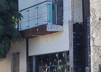 Atacan a balazos residencia de Prados del Sur
