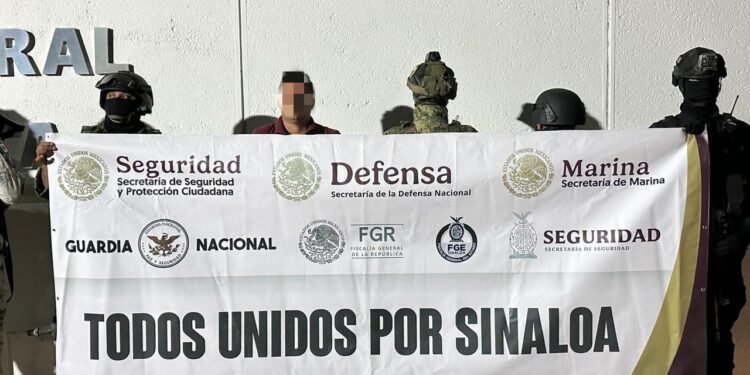 Grupo Interinstitucional libera a cinco personas y detiene a presunto delincuente en Mocorito