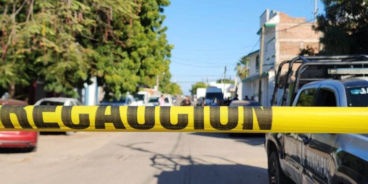 Asesinan a dos hombres en una residencia de la colonia Miguel Hidalgo