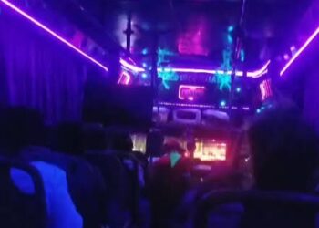Sancionarán a autobuses de Culiacán con luces de colores en el interior