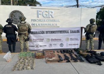 Personal del grupo Interinstitucional aseguró vehículos, armas y municiones en Navolato