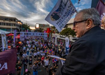 “Este Maratón es paz”, Rocha Moya da el banderazo de salida del Maratón Internacional de Culiacán 2025