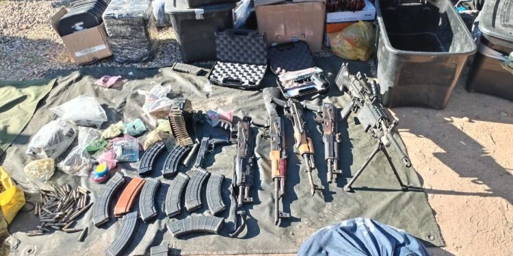 22 personas detenidas y el aseguramiento de armamento y vehículos, son los resultados de los operativos del fin de semana: SSPE Sinaloa