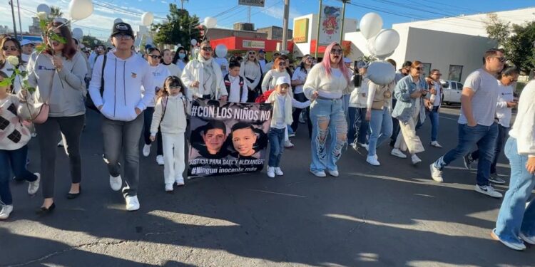 ¡Con los niños no! Culichis marchan para exigir justicia por el crimen de los niños Gael y Alexander