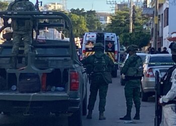 Rematan en una ambulancia de Cruz Roja a un hombre en la colonia Miguel Alemán