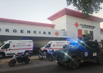 Despojan sujetos armados ambulancia de Cruz Roja
