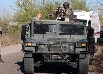 Mueren dos militares al volcarse la unidad durante un enfrentamiento y persecución de presuntos delincuentes