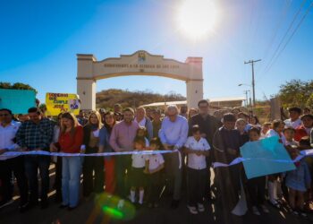 Más y mejores obras llegan a Badiraguato para el beneficio de todos sus habitantes