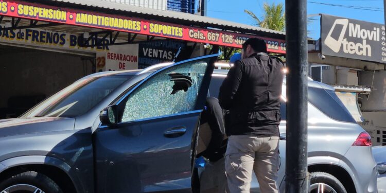 Dos homicidios, 18 vehículos robados y dos personas levantadas ayer en Sinaloa