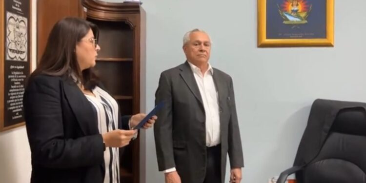 Alfonso Carlos Ontiveros Salas rinde protesta como nuevo Director de Asuntos Jurídicos de la UAS