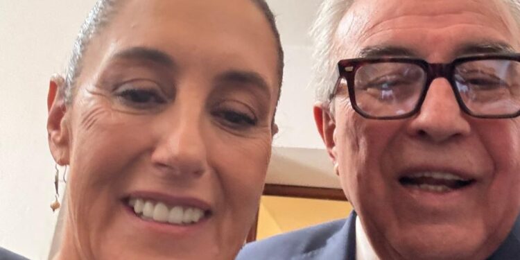 “Es un honor vivir este momento histórico con la primera mujer presidenta de México”: Rubén Rocha Moya en el 108 Aniversario de la Constitución