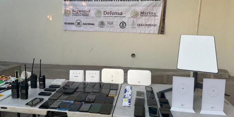 Pesas grameras, sistemas satelitales de internet y módems, entren los objetos hallados en el Penal de Aguaruto