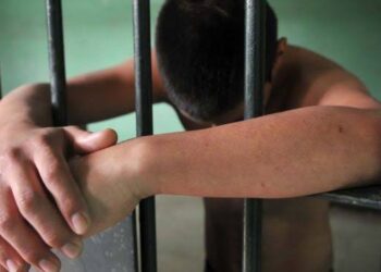 Carlos “N” es condenado a prisión por robar cuatro tiendas, tres de ellas en un solo día