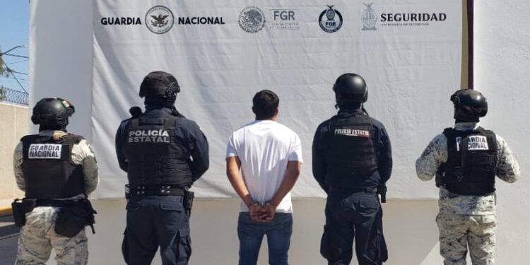 Grupo Interinstitucional asegura a un civil que portaba un arma en Culiacán