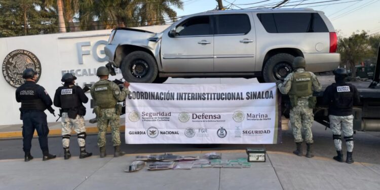 Grupo Interinstitucional asegura vehículo blindado con ametralladora y municiones