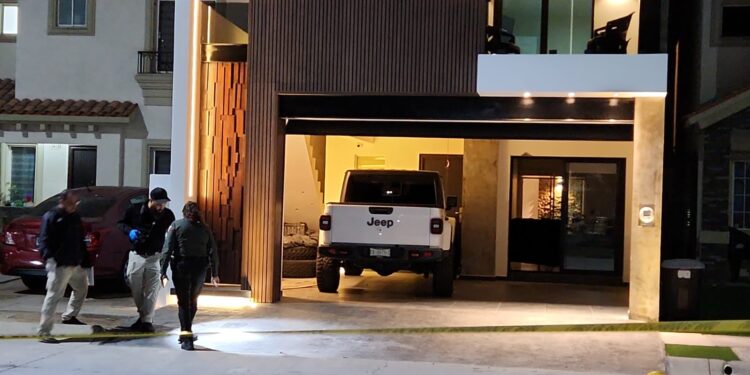 Con lujo de violencia se llevan a tres hombres de la privada Stanza Córsega