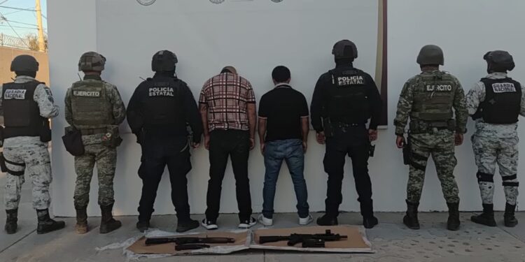 Grupo Interinstitucional detiene a dos hombres con armas y municiones