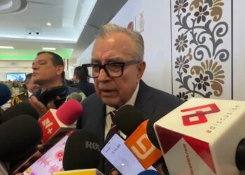 Rocha, sin conocimiento de presencia de drones de EUA en Sinaloa