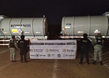 Asegura a civil con camión que transportaba combustible de dudosa procedencia en Culiacán