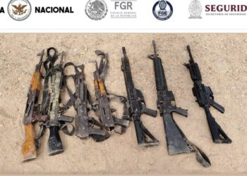 Asegura vehículos robados, armamento y municiones en El Tepuche