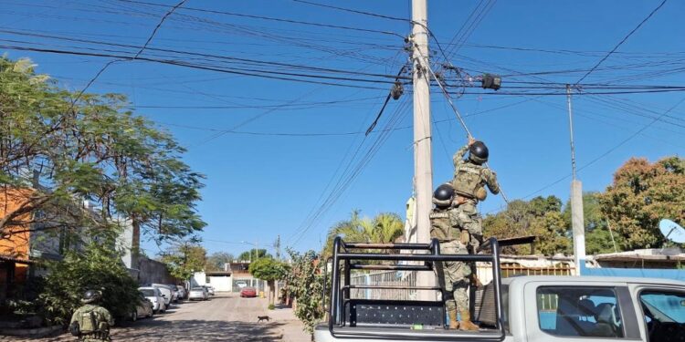 Ya son 434 las cámaras de videovigilancia irregulares retiradas de estructuras públicas en Culiacán