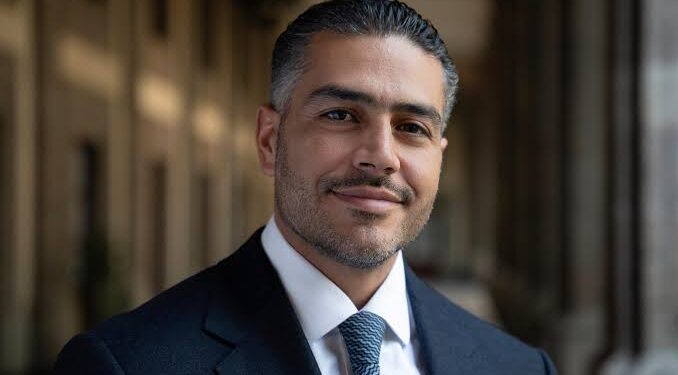 Harfuch solamente permaneció una horas en Culiacán; estaría este lunes con Rocha en la Mesa de Seguridad