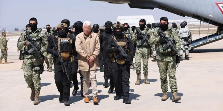 El traslado de capos a EU se aceleró porque jueces iban a liberar a la mayoría de ellos