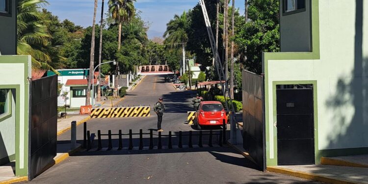 Intentan asesinarlo y se introduce a la Novena Zona Militar