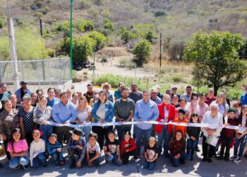 “La niñez de Badiraguato tiene derecho a transitar en calles pavimentadas”; José Paz López