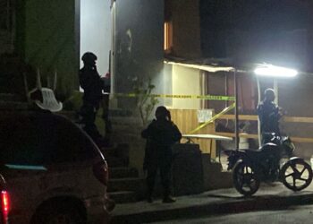 Asesinan a balazos a un hombre y su hija de 8 años resulta herida en el atentado