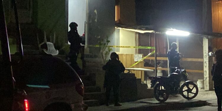 Asesinan a balazos a un hombre y su hija de 8 años resulta herida en el atentado