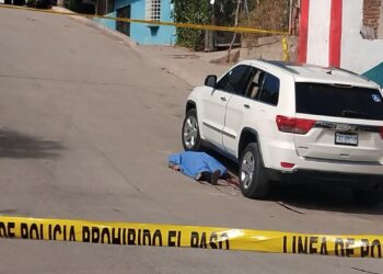 Asesina a un hombre con AK-47 y R-15 en la colonia Rafael Buelna