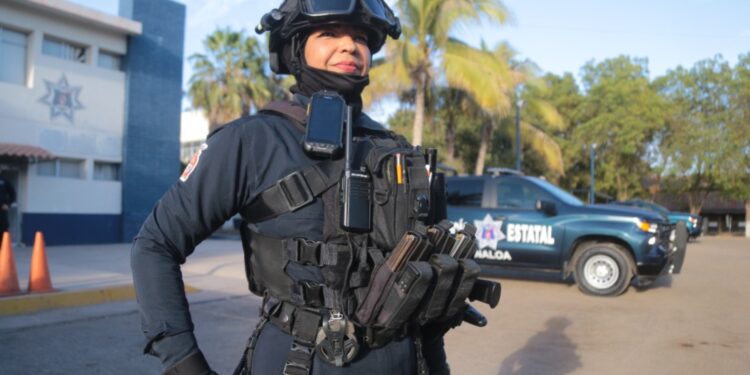 “Ser mujer no ha sido obstáculo para sobresalir en la PEP”: Comandanta Beta