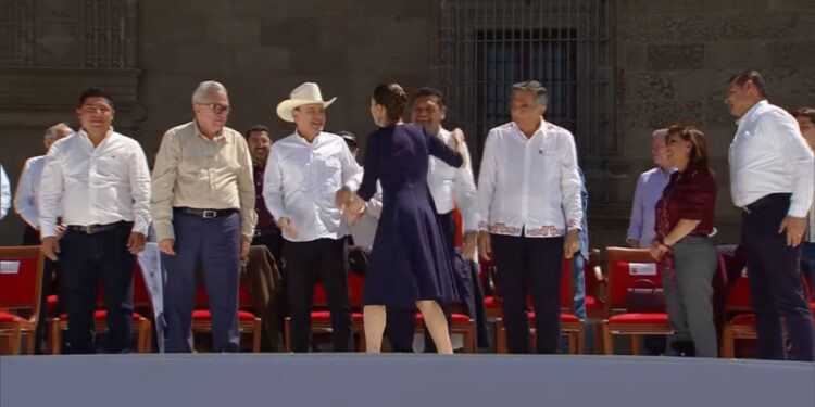 “No estás sola”, alienta el gobernador Rocha a la presidenta Claudia Sheinbaum